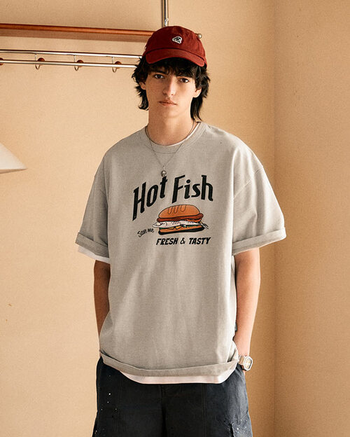 RESTICK Hotfish 그래픽 티셔츠 (2 컬러)